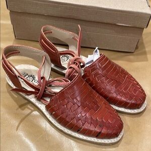 CHIAPAS Women's Leather Woven Mexican Huarache Tie Leg Sandals Size 6 in Brown